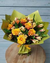 Букет цветов из:  Альстромерии и Розы в Псыже