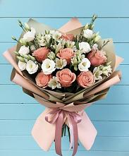 Букет цветов из:  Розы, Альстромерии и Лизиантусы в Псыже