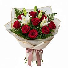 Букет цветов из:  Лилии и Розы в Псыже