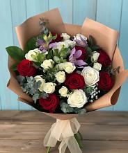 Букет цветов из:  Розы и Альстромерии в Псыже