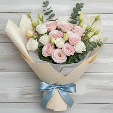 Букет цветов из:  Лизиантусы в Псыже