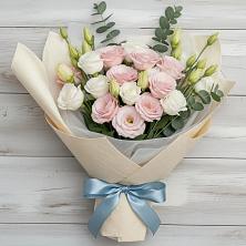 Букет цветов из:  Лизиантусы в Псыже