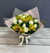 Букет цветов из:  Орхидеи и Розы в Псыже