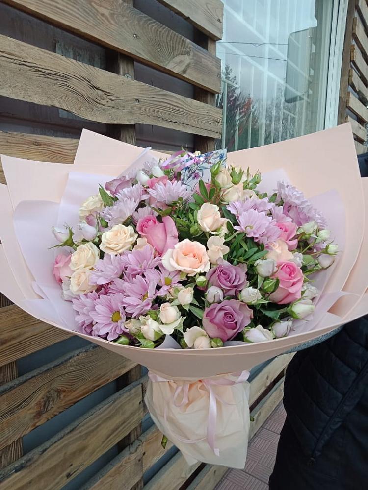 Букет цветов из: Розы и Хризантемы в Псыже