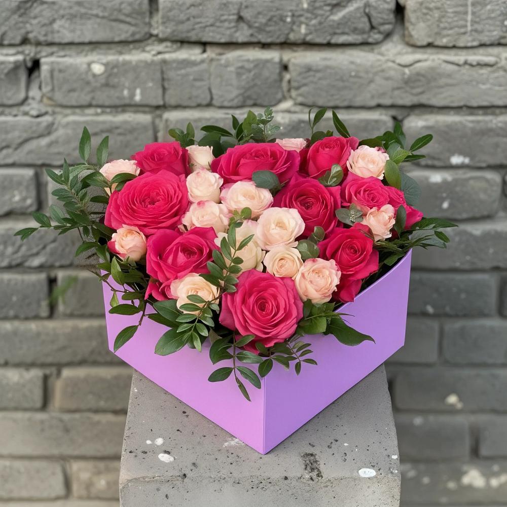 Цветочная композиция из Розы в коробке в Псыже
