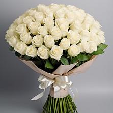 Букет 101 беля роза Белоснежка в Псыже