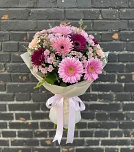 Букет цветов из:  Герберы и Хризантемы в Псыже