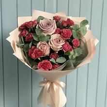 Букет цветов из:  Гвоздики и Розы в Псыже