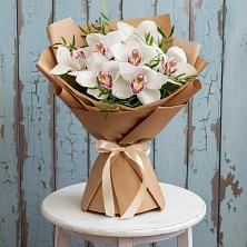Букет цветов из:  Орхидеи и Розы в Псыже