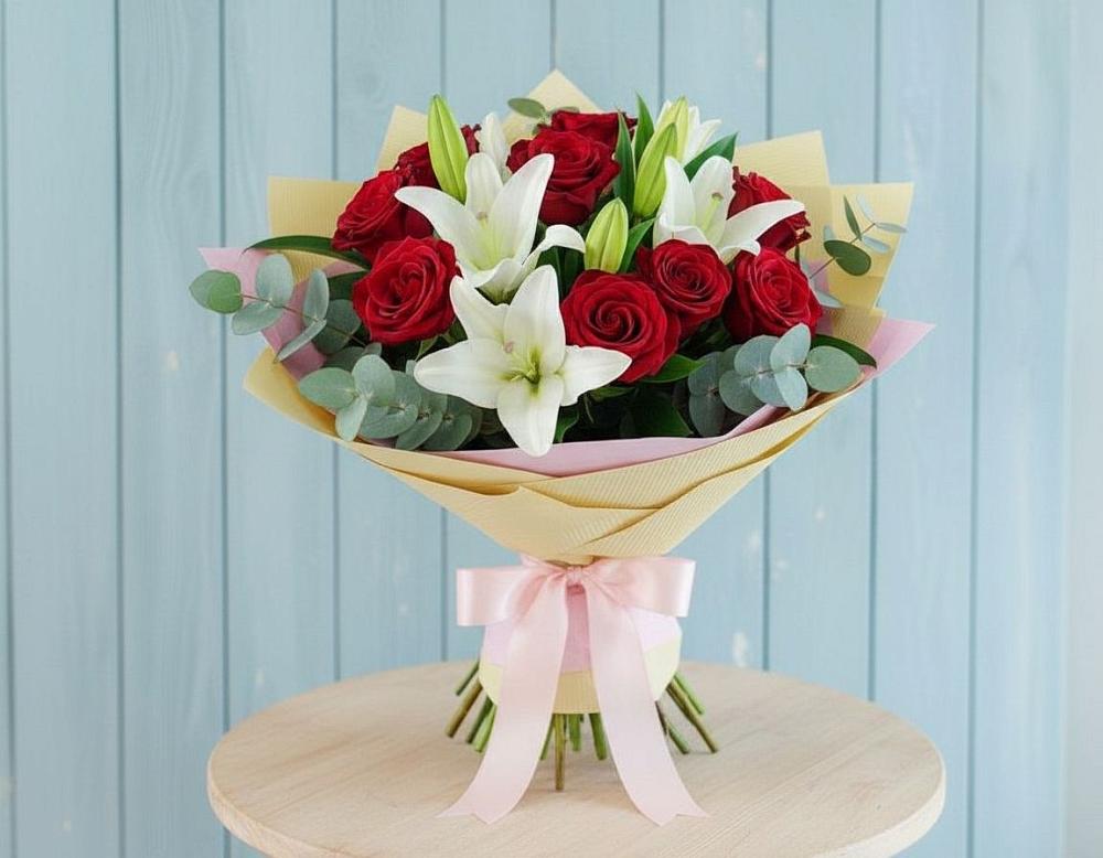 Букет цветов из: Лилии и Розы в Псыже